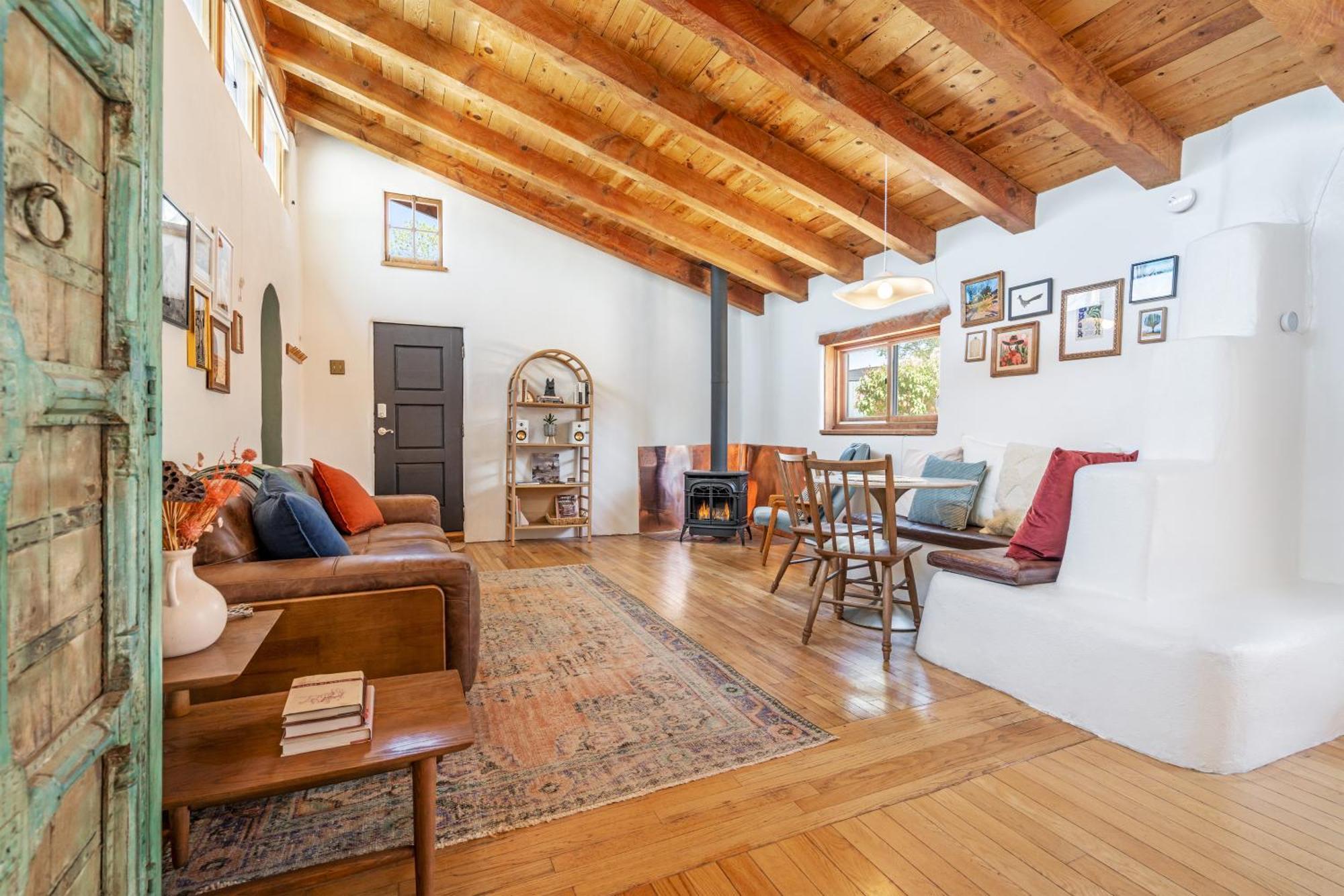 Heart Of Santa Fe - Adorable Hideaway - King And Queen - Walk To Everything - Fireplace - Ac Exterior photo